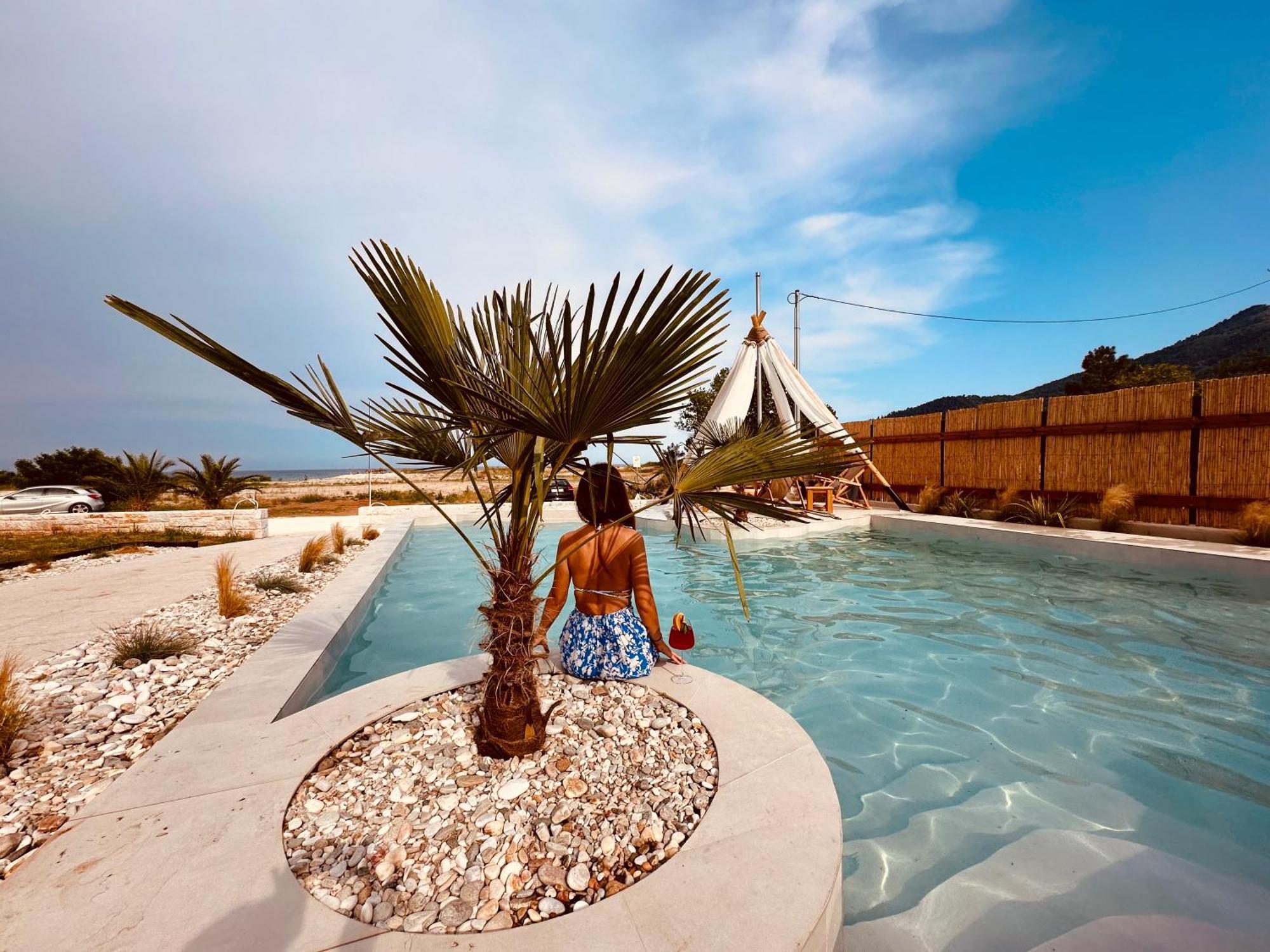Amo Golden Suites Chrysi Ammoudia Exterior foto